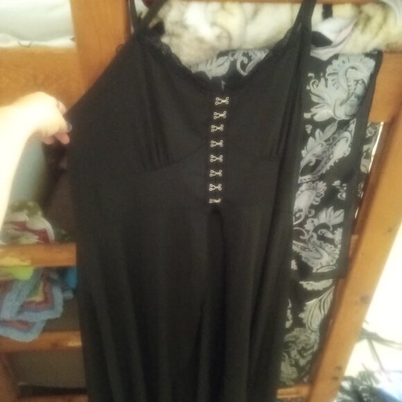 Long open dress - Picture 2 of 2